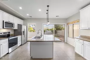 8841 E Meadow Hill Dr, Scottsdale, AZ 85260 - Photo 3