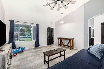 2621 N 30th Place, Phoenix, AZ 85008 - Photo 17