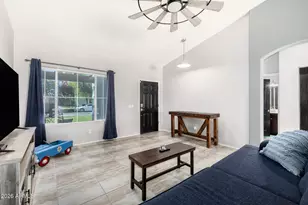 2621 N 30th Pl, Phoenix, AZ 85008 - Photo 17