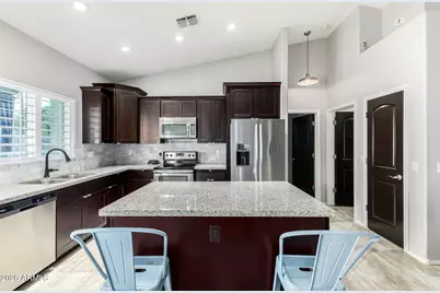 2621 N 30th Place, Phoenix, AZ 85008 - Photo 11