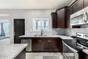 2621 N 30th Pl, Phoenix, AZ 85008 - Photo 13