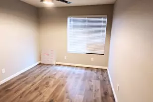 4038 E Thistle Landing Dr, Phoenix, AZ 85044 - Photo 13