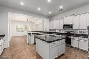 3915 E Aquarius Pl., Chandler, AZ 85249 - Photo 13