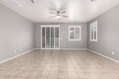 18431 W Williams Road, Surprise, AZ 85387 - Photo 5