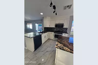 941 E Mountain View Road, San Tan Valley, AZ 85143 - Photo 3