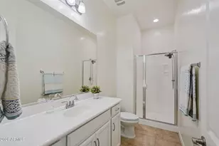 9228 W Robin Ln, Peoria, AZ 85383 - Photo 17