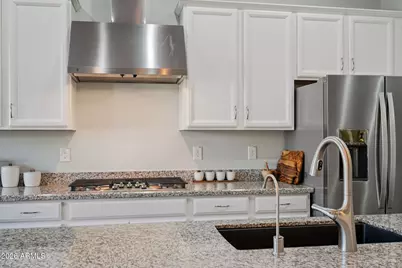 9228 W Robin Lane, Peoria, AZ 85383 - Photo 11