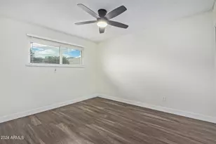 4414 S Newberry Rd, Tempe, AZ 85282 - Photo 17