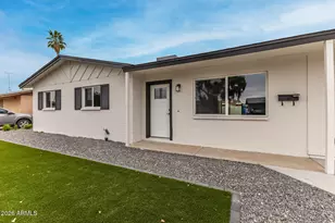 3234 E Marilyn Rd, Phoenix, AZ 85032 - Photo 3