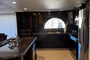 3954 W Wood Dr, Phoenix, AZ 85029 - Photo 5