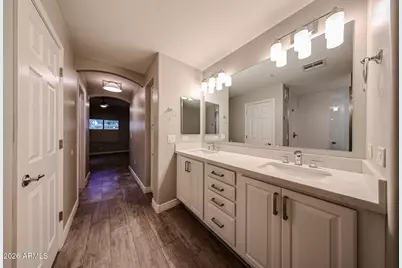 5350 E Deer Valley Drive #1253, Phoenix, AZ 85054 - Photo 9