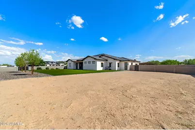 11186 W Dove Roost Road, Queen Creek, AZ 85144 - Photo 17