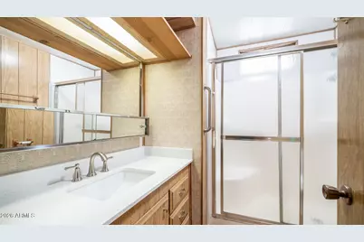 7300 N 51st Avenue #G124, Glendale, AZ 85301 - Photo 11