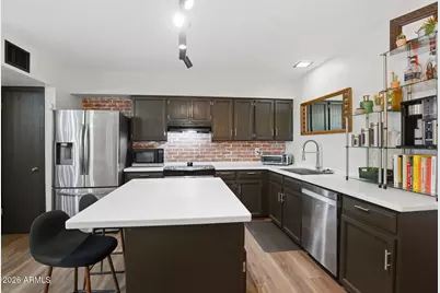 2106 W Devonshire Street, Mesa, AZ 85201 - Photo 11