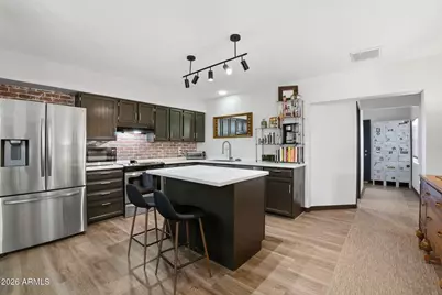 2106 W Devonshire Street, Mesa, AZ 85201 - Photo 5