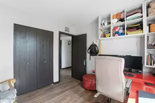 2106 W Devonshire St, Mesa, AZ 85201 - Photo 17