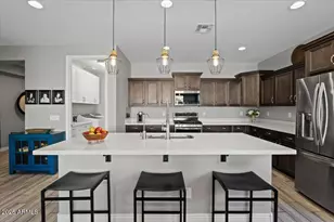 2520 W Moura Dr, Phoenix, AZ 85085 - Photo 7