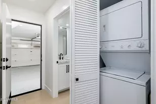 6940 E Cochise Rd, Paradise Valley, AZ 85253 - Photo 17