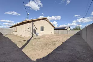 1939 E Raymond St, Phoenix, AZ 85040 - Photo 25