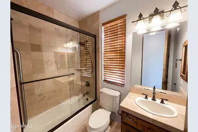 1642 W Mandalay Lane, Phoenix, AZ 85023 - Photo 15