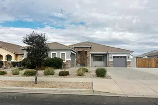 21748 E Escalante Rd, Queen Creek, AZ 85142 - Photo 1