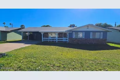 811 E Clanton Avenue, Buckeye, AZ 85326 - Photo 1