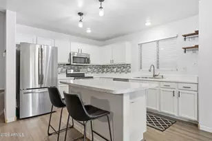 12374 W Turney Ave, Avondale, AZ 85392 - Photo 3