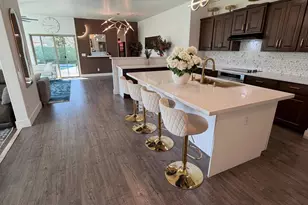 1507 E Apollo Rd, Phoenix, AZ 85042 - Photo 1