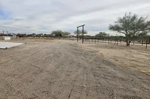 21542 W Galvin St, Wittmann, AZ 85361 - Photo 17