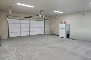 21542 W Galvin St, Wittmann, AZ 85361 - Photo 7