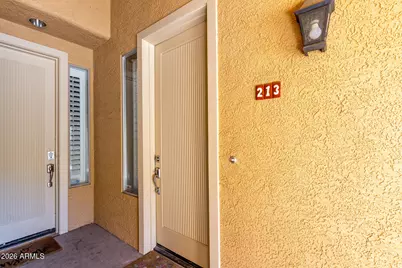 10655 N 9th Street #213, Phoenix, AZ 85020 - Photo 1