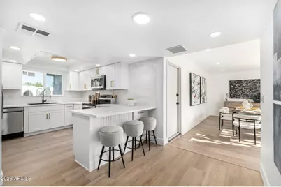 10425 W Calle De Edens --, Phoenix, AZ 85037 - Photo 7