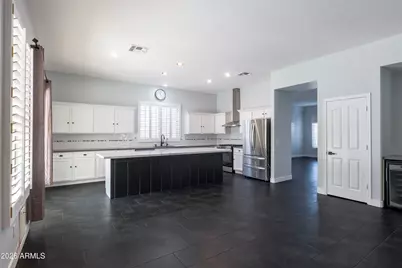 2205 W Olive Way, Chandler, AZ 85248 - Photo 9