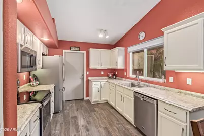 17829 N Lainie Court, Surprise, AZ 85378 - Photo 15