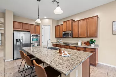 3702 E Robin Lane, Gilbert, AZ 85296 - Photo 7