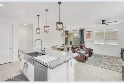 3391 E Isla Avenue, San Tan Valley, AZ 85143 - Photo 7