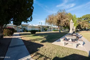 13445 N Emberwood Dr, Sun City, AZ 85351 - Photo 15