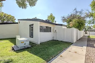 1051 S Dobson Rd, Mesa, AZ 85202 - Photo 27