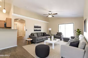 10649 W Monte Vista Rd, Avondale, AZ 85392 - Photo 9