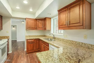 1010 E Loyola Drive, Tempe, AZ 85282 - Photo 15