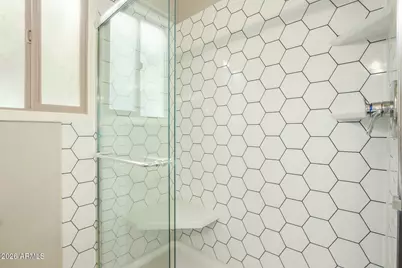 1010 E Loyola Drive, Tempe, AZ 85282 - Photo 25