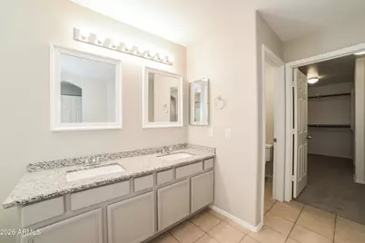 2539 W Maldonado Road, Phoenix, AZ 85041 - Photo 13