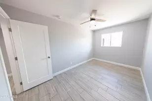 2926 S Dromedary Dr, Tempe, AZ 85282 - Photo 11