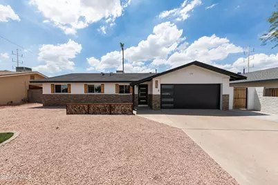 2926 S Dromedary Drive, Tempe, AZ 85282 - Photo 1