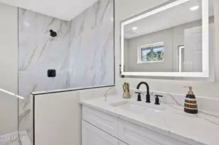 3901 W Angela Dr, Glendale, AZ 85308 - Photo 19