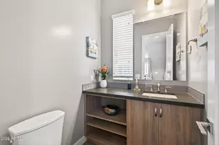 1717 E Morten Ave, Phoenix, AZ 85020 - Photo 11