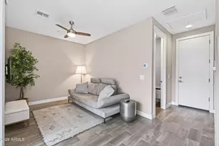 1717 E Morten Ave, Phoenix, AZ 85020 - Photo 23