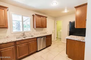 1620 S Hardy Dr, Tempe, AZ 85281 - Photo 5