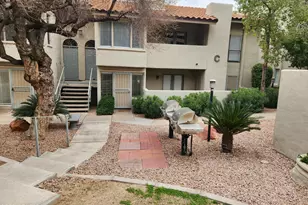 1820 E Morten Ave, Phoenix, AZ 85020 - Photo 11