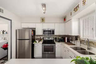 406 E Pecan Rd, Phoenix, AZ 85040 - Photo 19